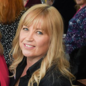 Coral-Horn Coral Horn Pink Link Ladies & Founder of the Enterprise Vision Awards